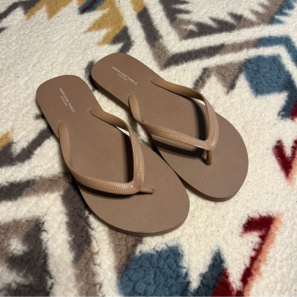 American Eagle Women's Pink Flip Flops